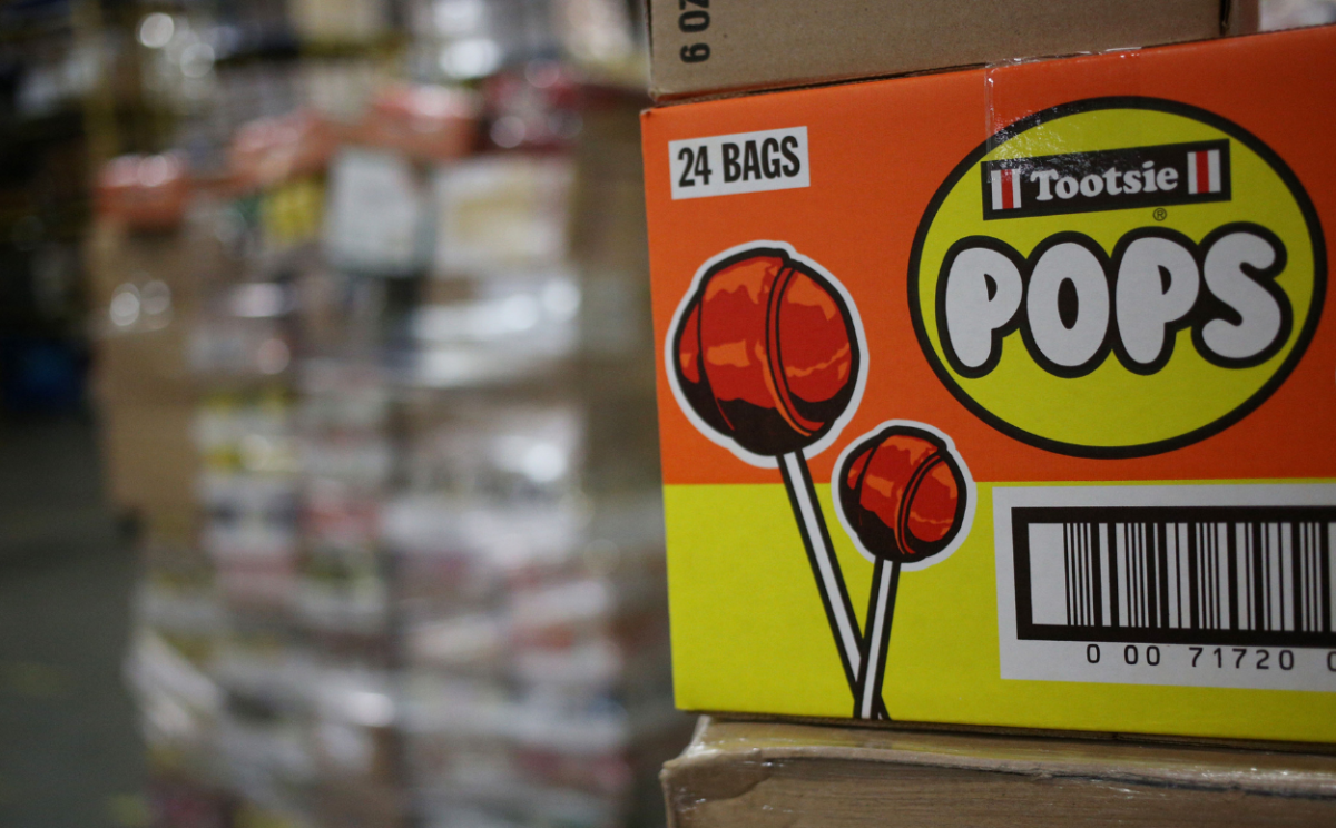Tootsie Pops' 55-Year-Old Commercial Gets Modern Makeover