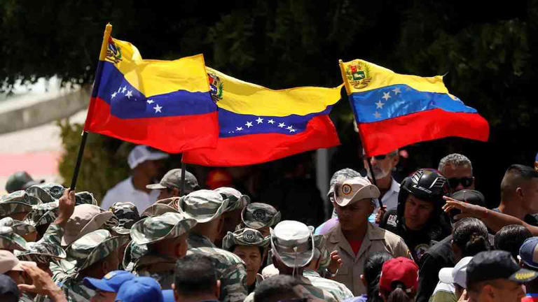 Governo venezuelano aumenta presença militar para combater drogas