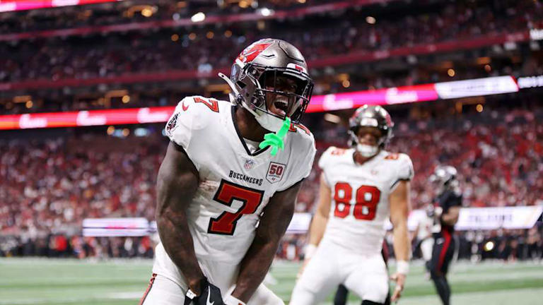 Three Reasons Why Oregon's Bucky Irving Could Catapult Tampa Bay Buccaneers