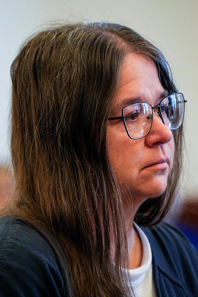 Defense pleads not guilty by reason of insanity for Ohio mother accused Defense pleads not guilty by reason of insanity for Ohio mother accused