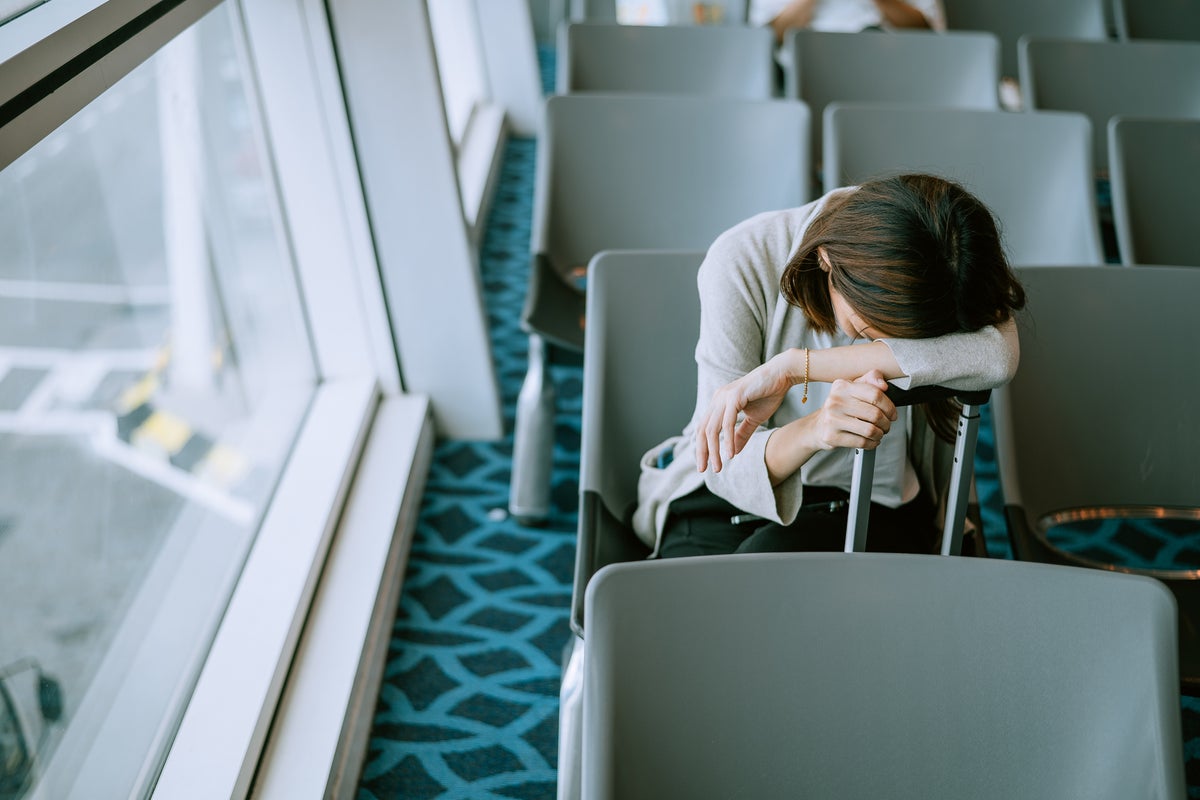 The hack that reveals flight delays before they’re announced so that ...