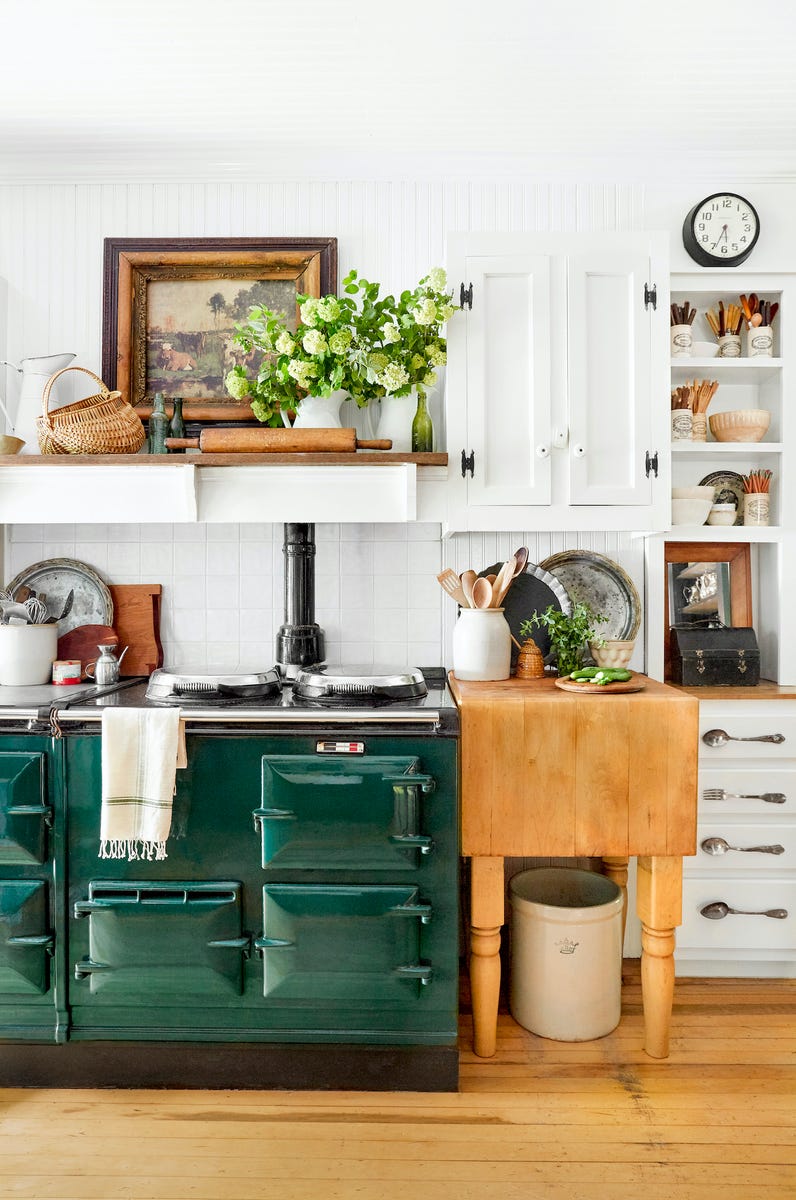 1) Create a Vintage Vignette