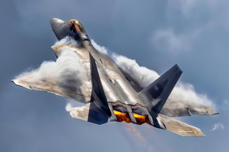 The Beginning of the End for the F-22 Raptor Stealth Fighter