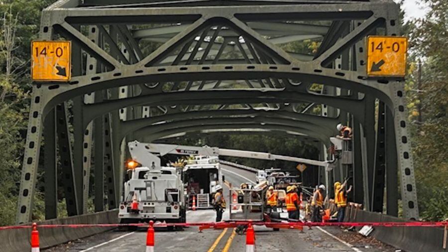 Bridge strikes, project delays mark tough year for Washington ...