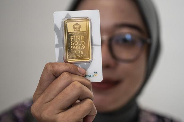 Harga Emas Hari Ini 15 September 2025, Naik atau Turun?