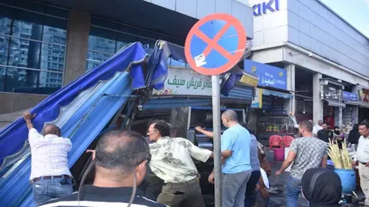 إزالة محال مخالفة وتعديات بالإسكندرية (3)