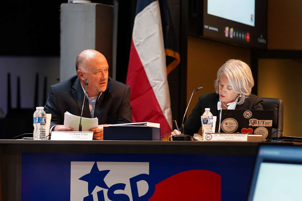 Midland ISD board to weigh tax rate cut, revamp superintendent review