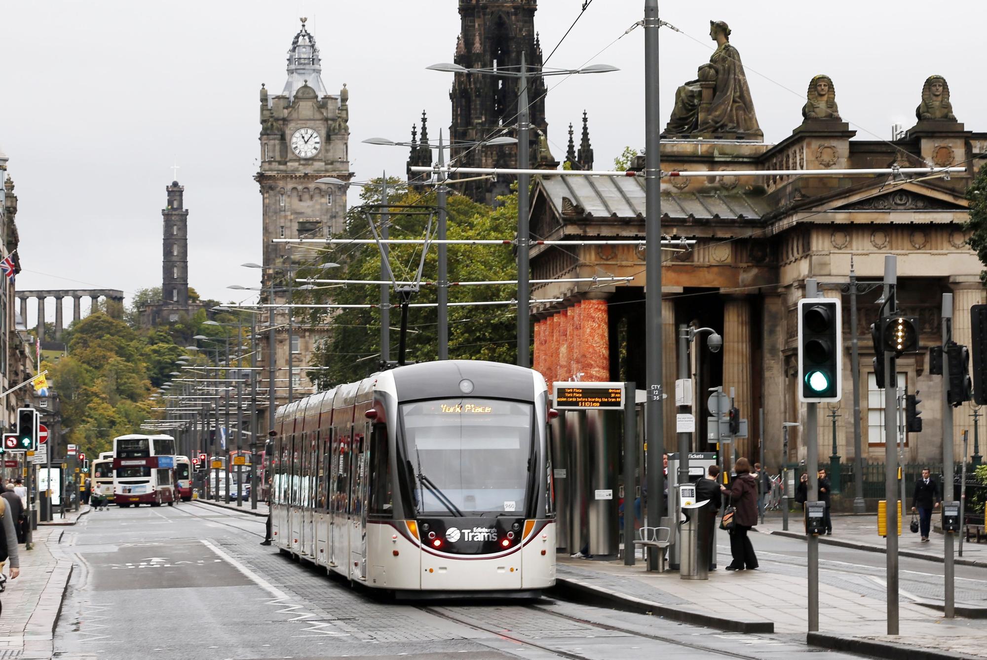 All Edinburgh city centre tram stops to close for 3 days