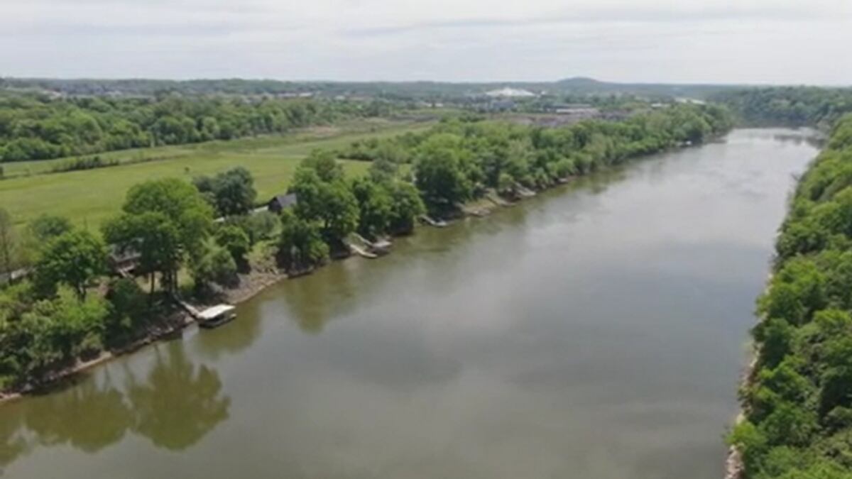 Kayaker found dead after going missing in Midstate near Cumberland River