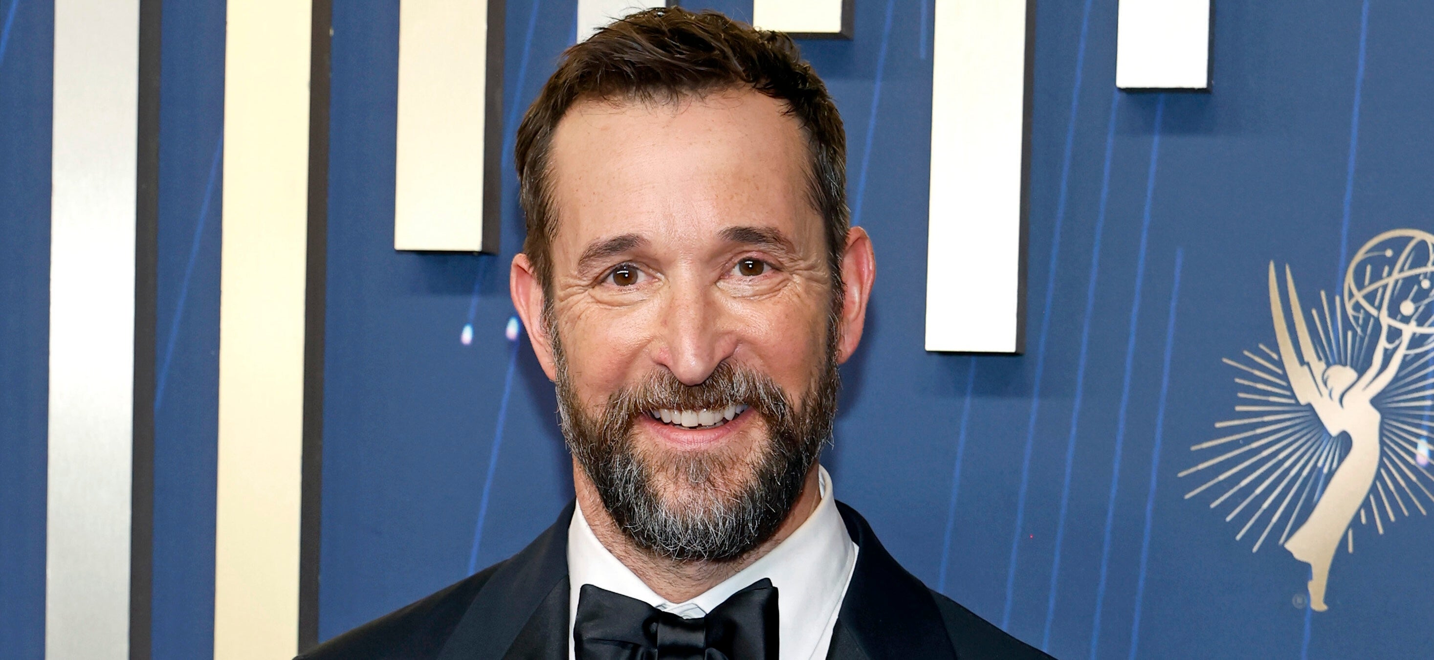 Noah Wyle’s Emmys Tux Is A Subtle Nod To &lsquo;The Pitt&rsquo;