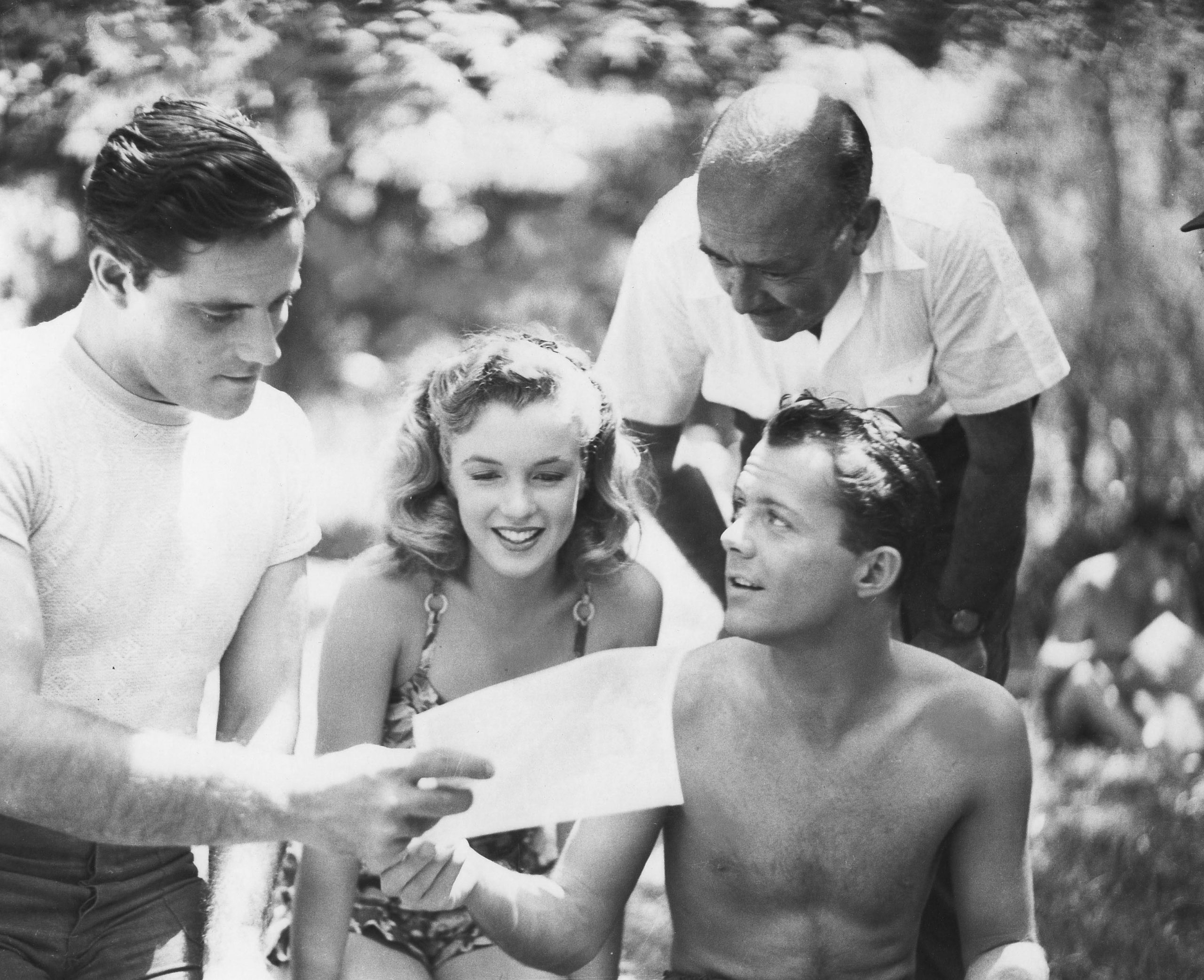 20-stunning-rarely-seen-photos-of-marilyn-monroe