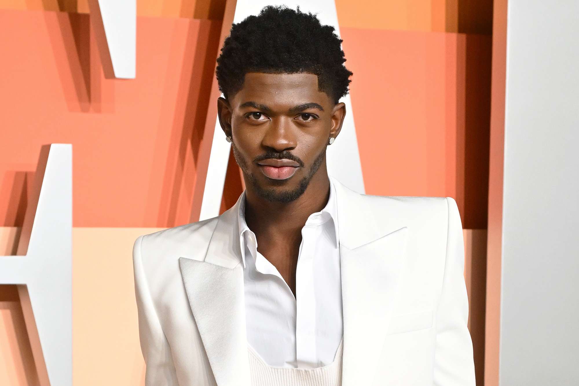 Lil Nas X Is Undergoing Inpatient Treatment After Arrest and Felony(00)