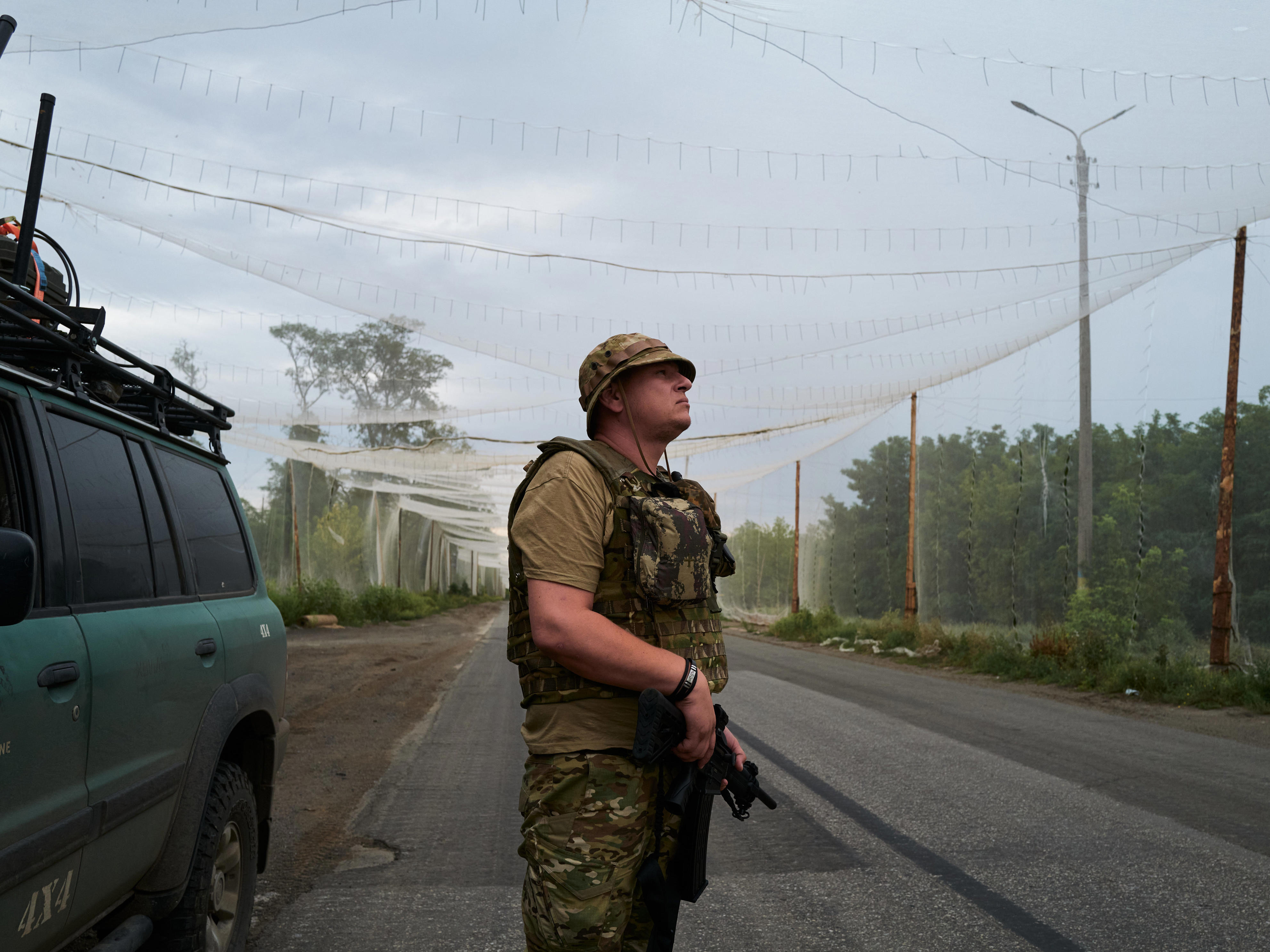 Ukraine's front-line road nets are catching Russian drones, but gaps ...