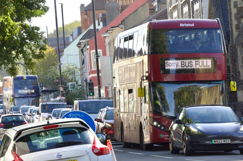 Bristol bus strikes called off as drivers agree pay rise
