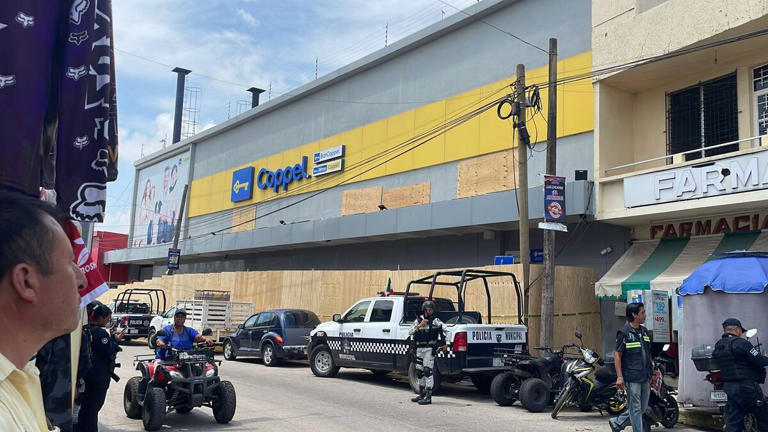 incendios coppel,coppel incendio,víctimas incendio coppel veracruz,hallan cadáver de hombre en coppel veracruz