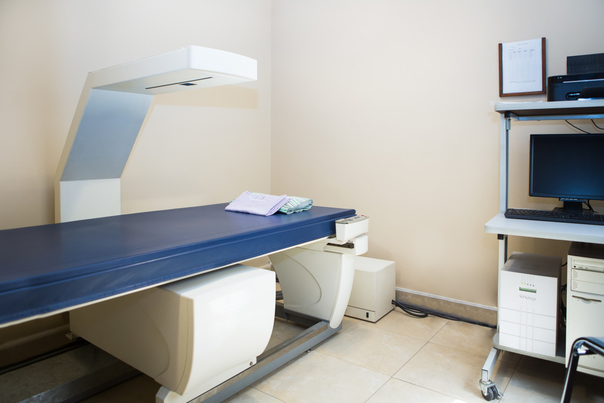 Do You Need a DEXA Scan? Here's What Doctors Say