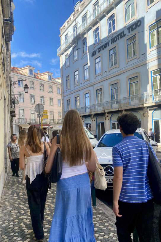 Pilar Eyre destapa la fobia de la infanta Sofía que la obliga a huir de  España