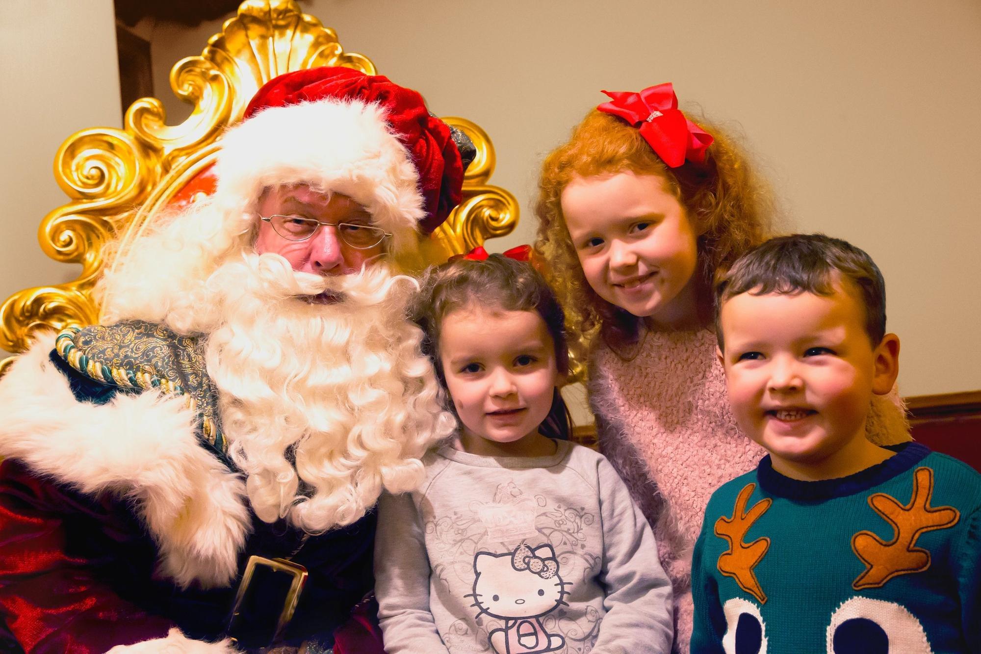 treat-the-family-to-a-magical-celebration-with-christmas-at-gulliver-s