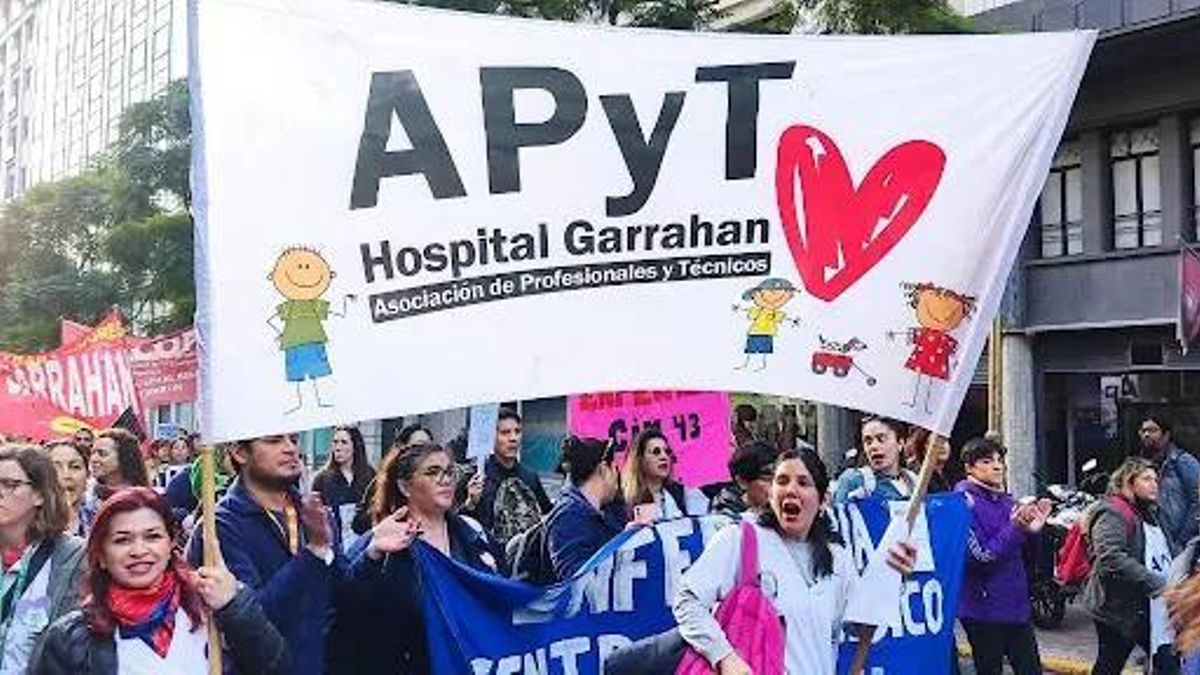 Revés para el Gobierno en el Garrahan y convocatoria a un abrazo en defensa del hospital
