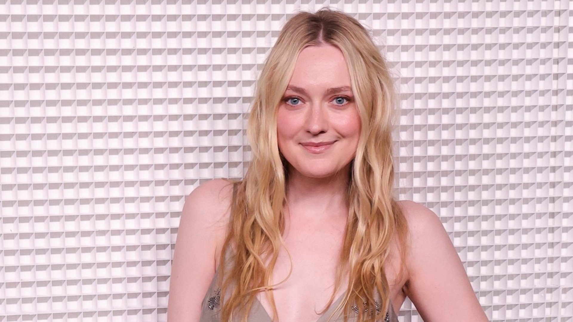 Dakota Fanning Reveals If She's Seen 'Familiar Faces' on Dating App Raya