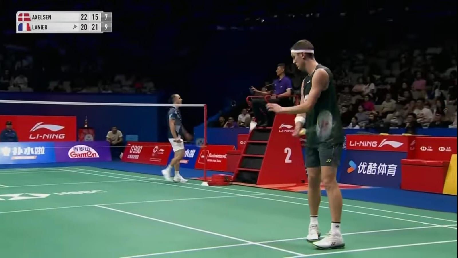 Denmark Open 2025 - Emosi Viktor Axelsen Usai Protes Servis Shi Yu Qi: Saya Lelah!