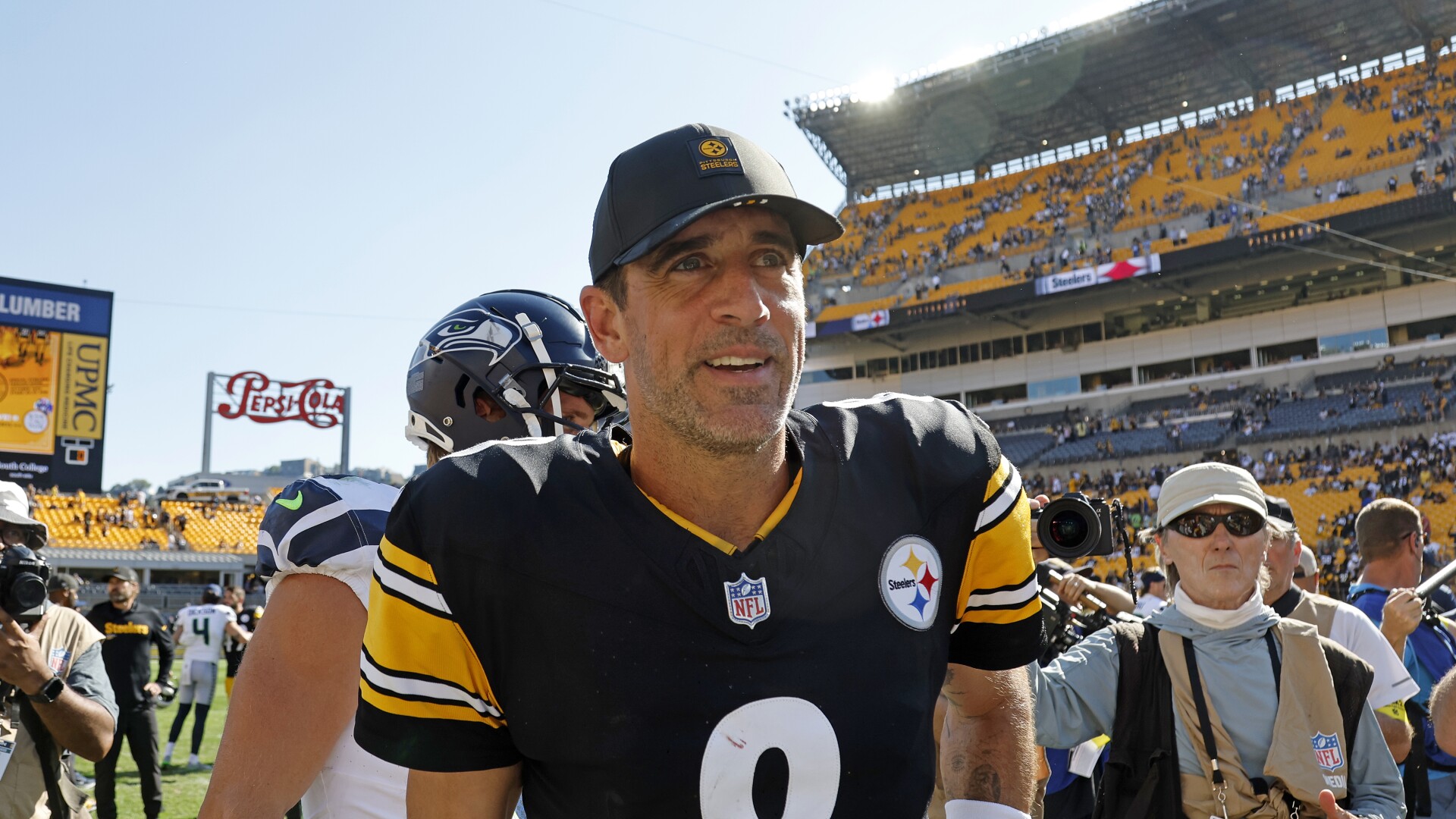 Aaron Rodgers: I don't like to get binary, but winning would be good ...