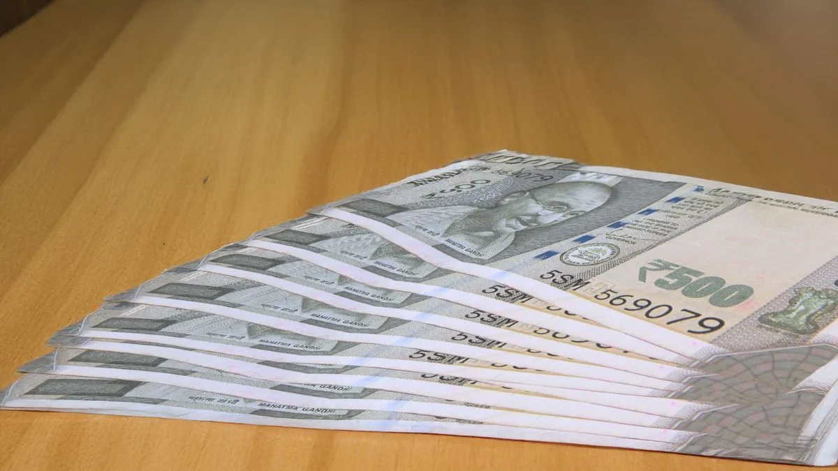 centre-notifies-sept-30-as-last-date-for-nps-employees-to-switch-to-ups