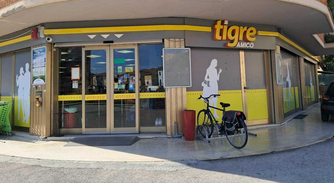 razzia-di-alcolici-al-supermercato-tigre-a-porto-san-giorgio-in-tre-se