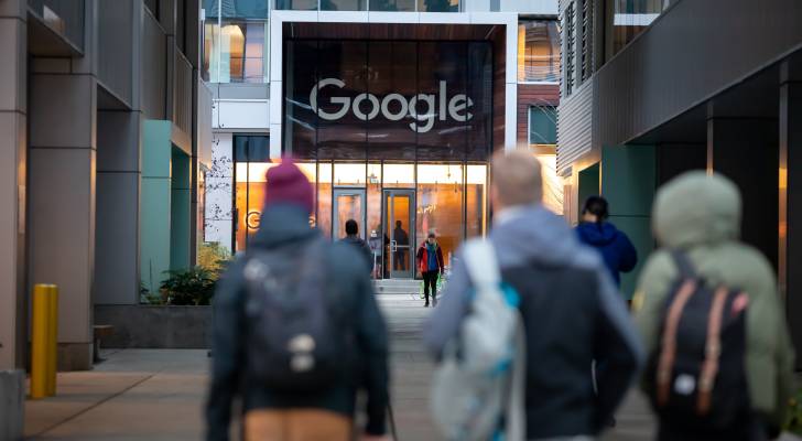 Google sounds alarm after 2.5B users exposed — says hacking group ...