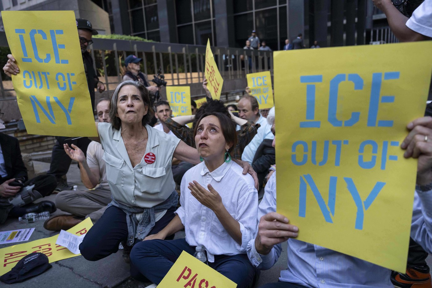 Demonstrators chant during a protest against Immigration and Customs Enforcement (ICE) outside the Jacob K. Javits federal building, Thursday, Sept. 18, 2025, in New York. (AP Photo/Yuki Iwamura)