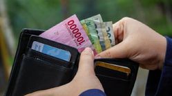 Resmi! Gaji Pensiunan PNS Naik 72%, Ini Syaratnya