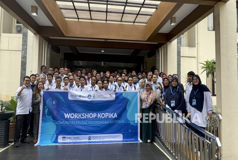 Dorong Pengembangan Guru di Era AI, Prodi Teknik Informatika UMJ Gelar Workshop Kopika