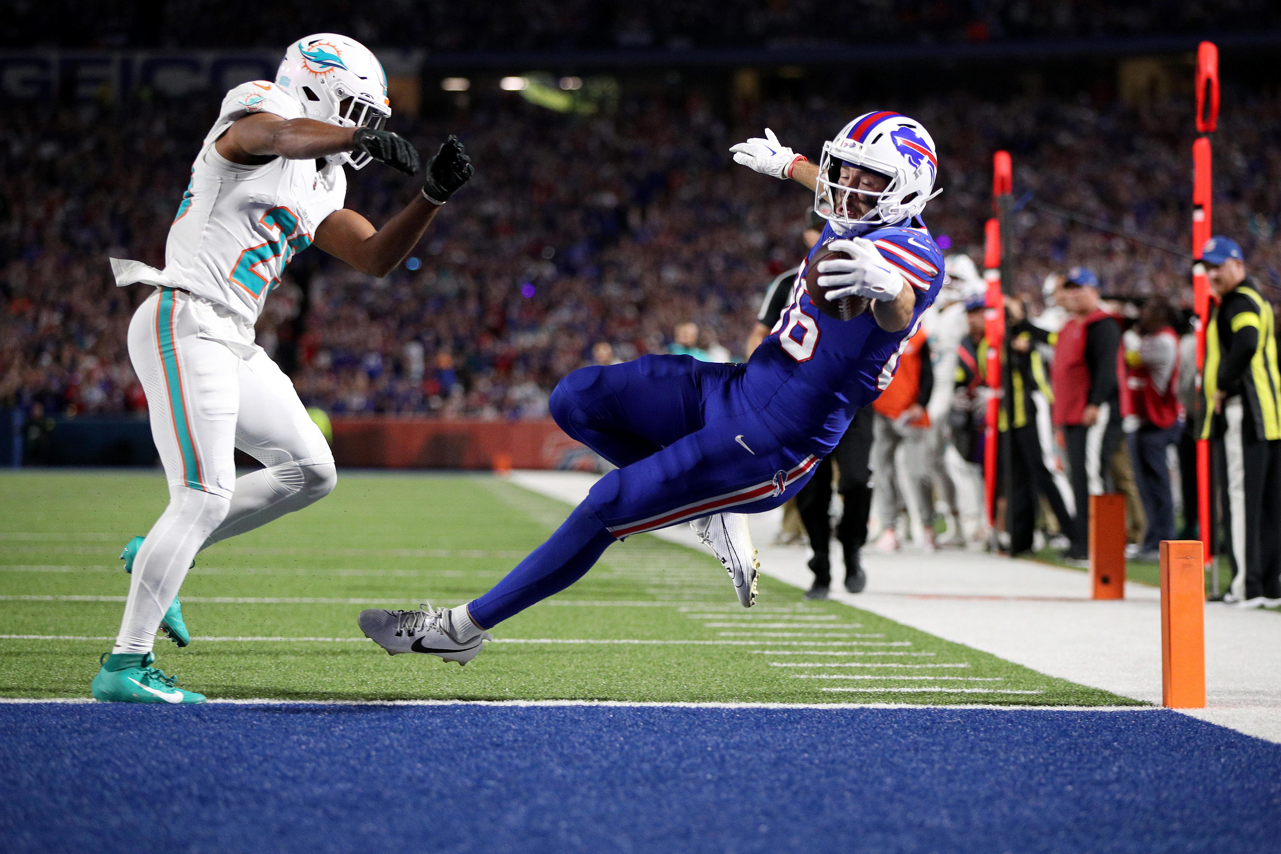 Bills vs Dolphins highlights: Buffalo picks off Tua Tagovailoa to seal Bills vs Dolphins highlights: Buffalo picks off Tua Tagovailoa to seal
