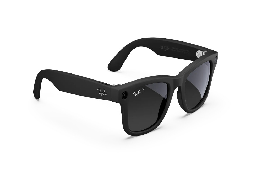 Zuckerberg Ingin Ganti iPhone, Meta Ray-Ban Rp13,2 Juta