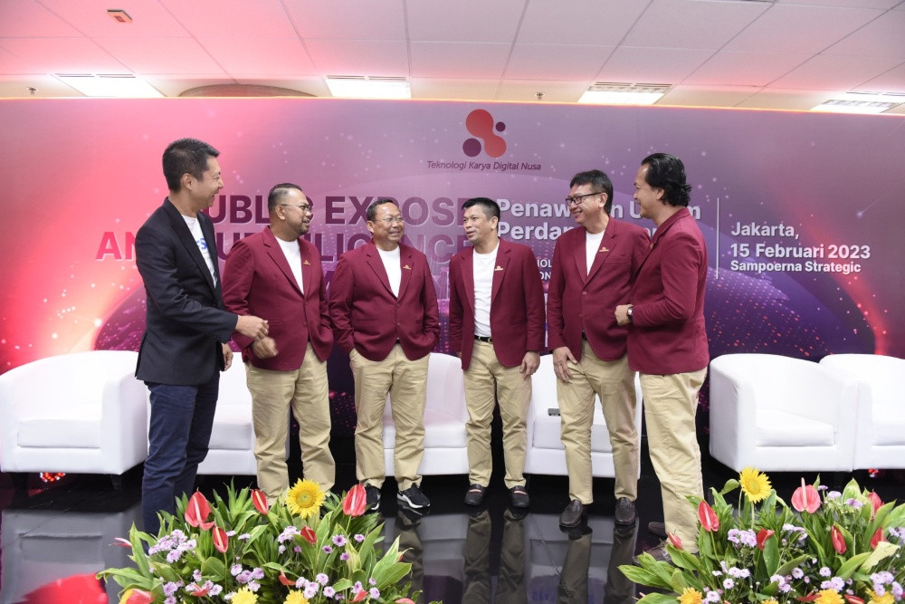 Teknologi TRON Siap Luncurkan Taksi dan Angkot Listrik Baterai Tukar