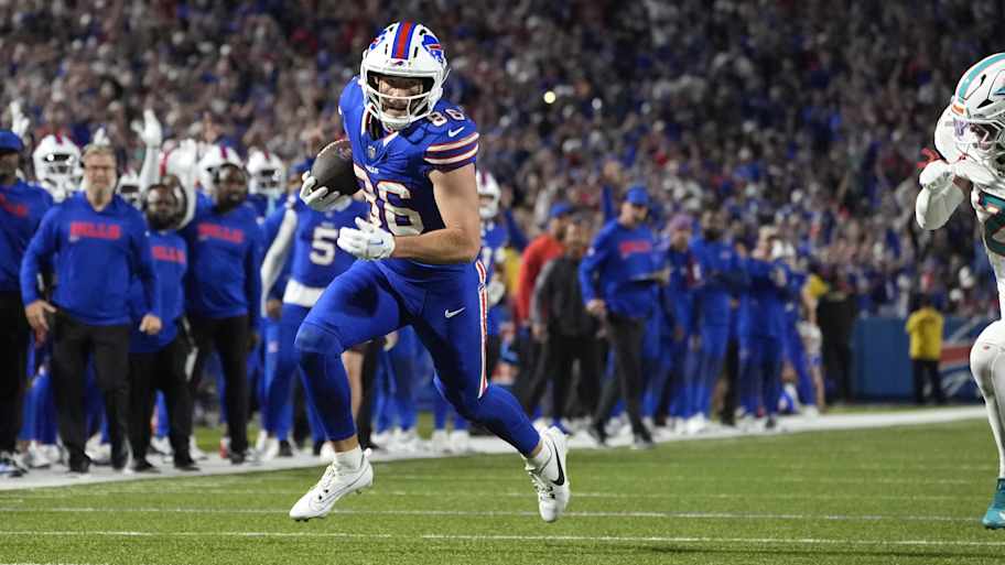 Bills' defensive woes plus 3 more quick reactions from win over Dolphins