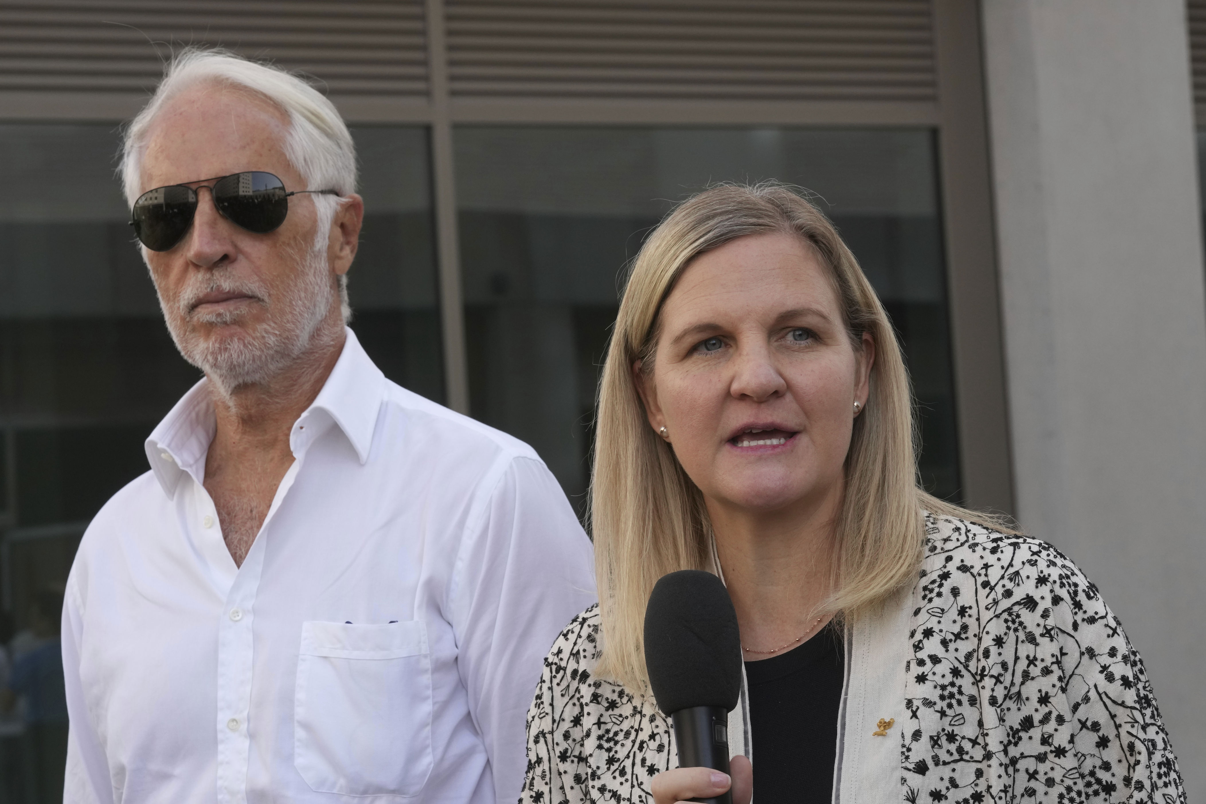 ioc-tillater-ut-vere-fra-russland-og-belarus-under-vinter-ol-i-2026