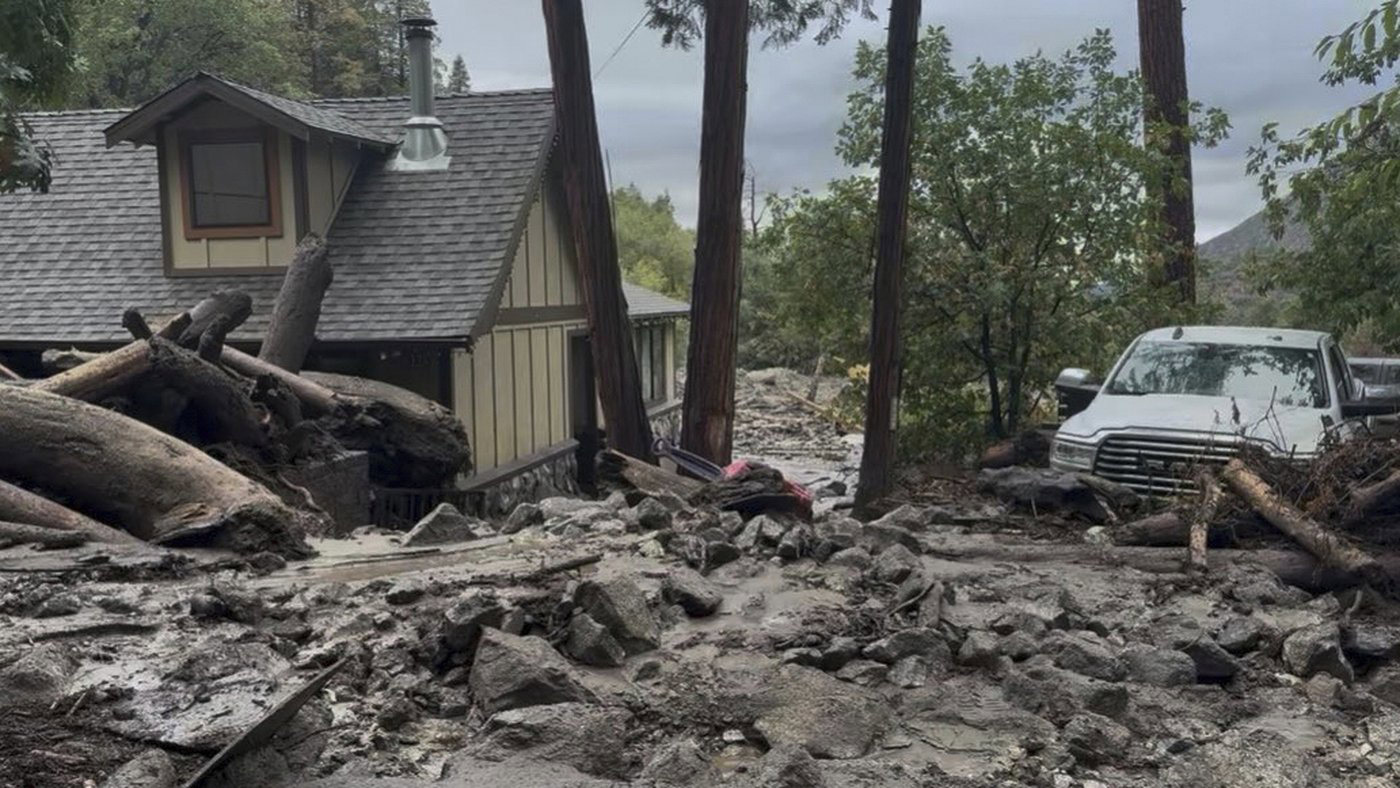 Sudden heavy rain in Southern California unleashes mudslides 2 year Sudden heavy rain in Southern California unleashes mudslides 2 year