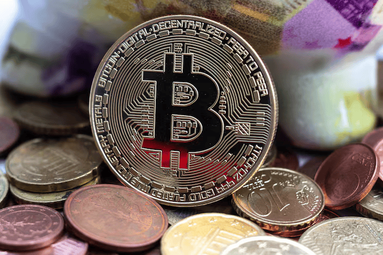 Jangan Tertipu Trend! Pahami Bahaya dan Manfaat Investasi Kripto Saat Ini