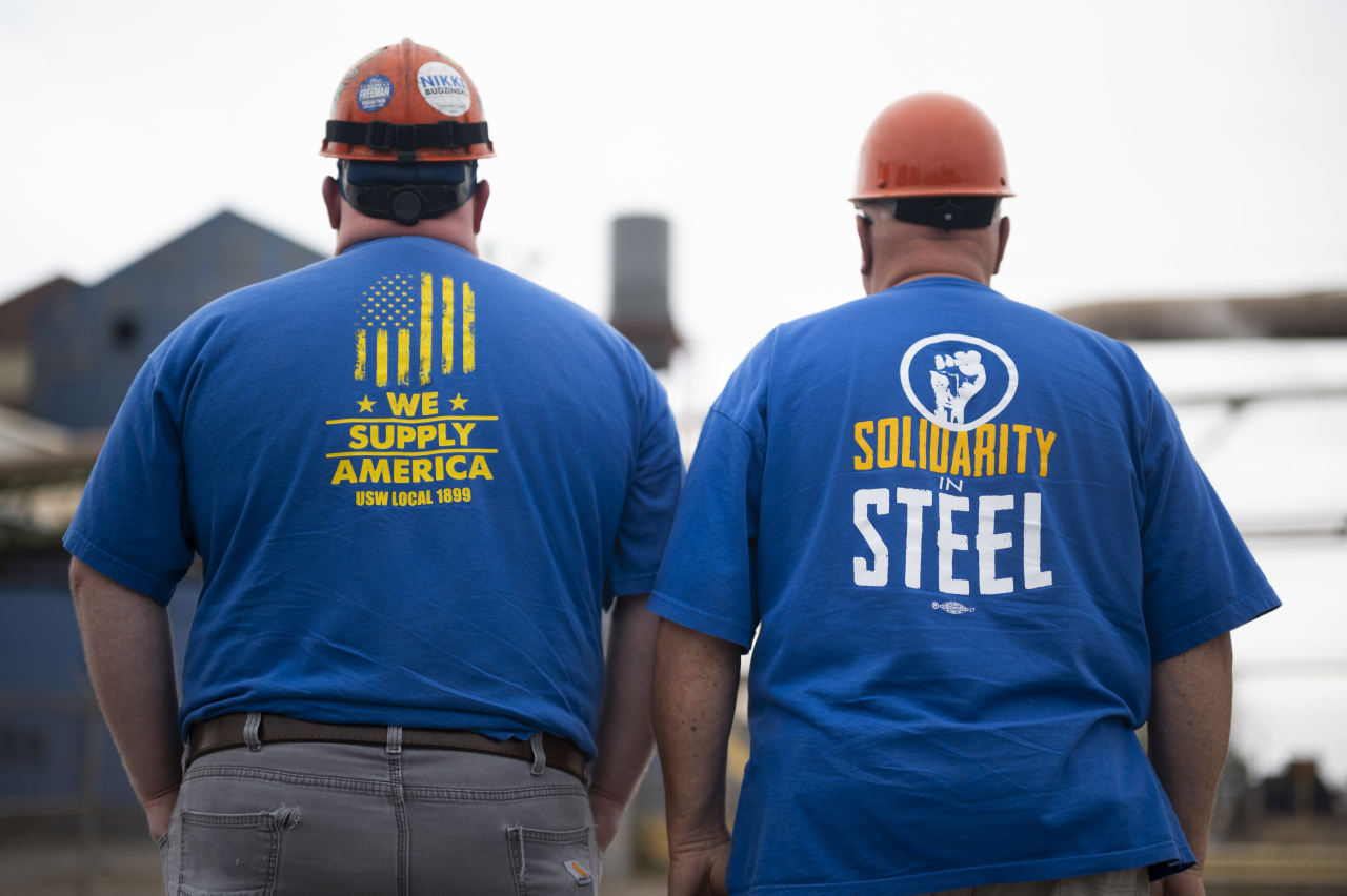 Trump Invokes ‘Golden Share’ to Block U.S. Steel Plans for Illinois Plant