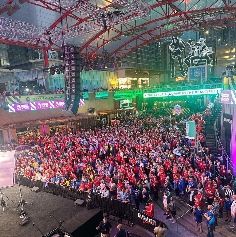 Thousands take in Premier League games at fan fest. A glimpse of what's