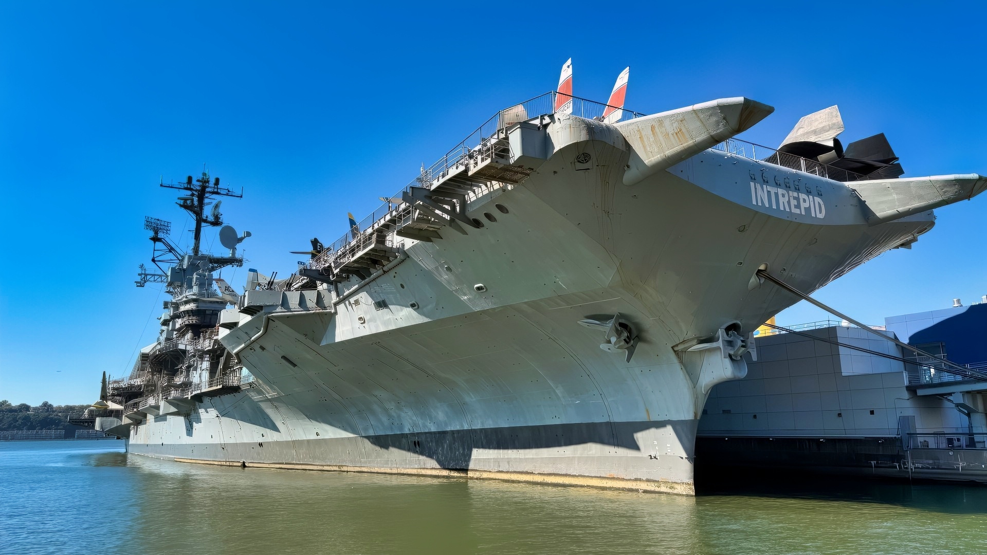 The Essex-Class Aircraft Carriers Have A Message for the U.S. Navy
