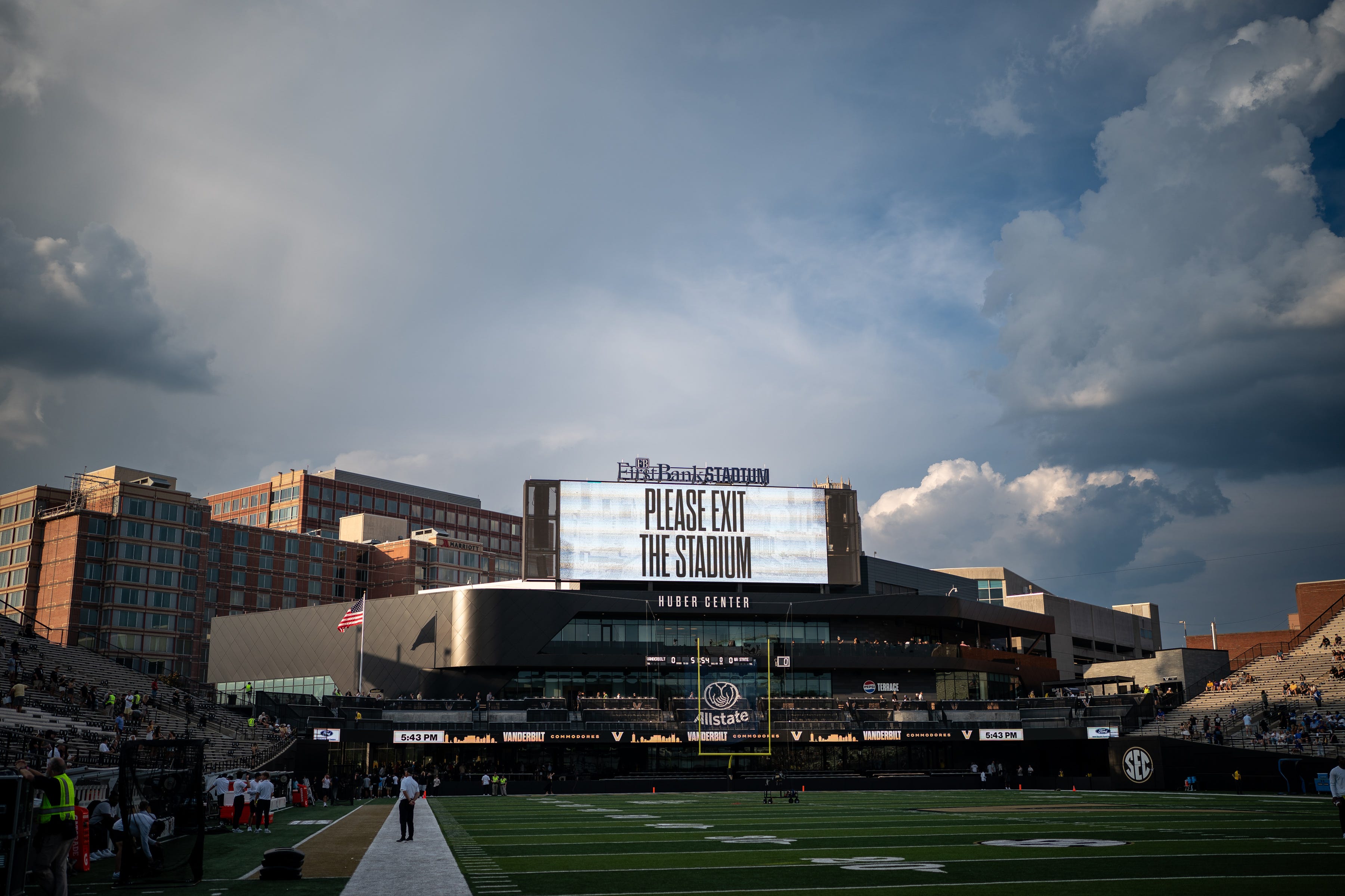 Vanderbilt Football Vs Georgia State Kickoff Delayed Due To Weather
