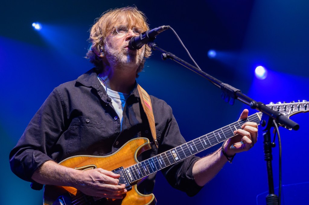 One Dead, Two Injured in Fatal Stabbing Outside Phish Concert