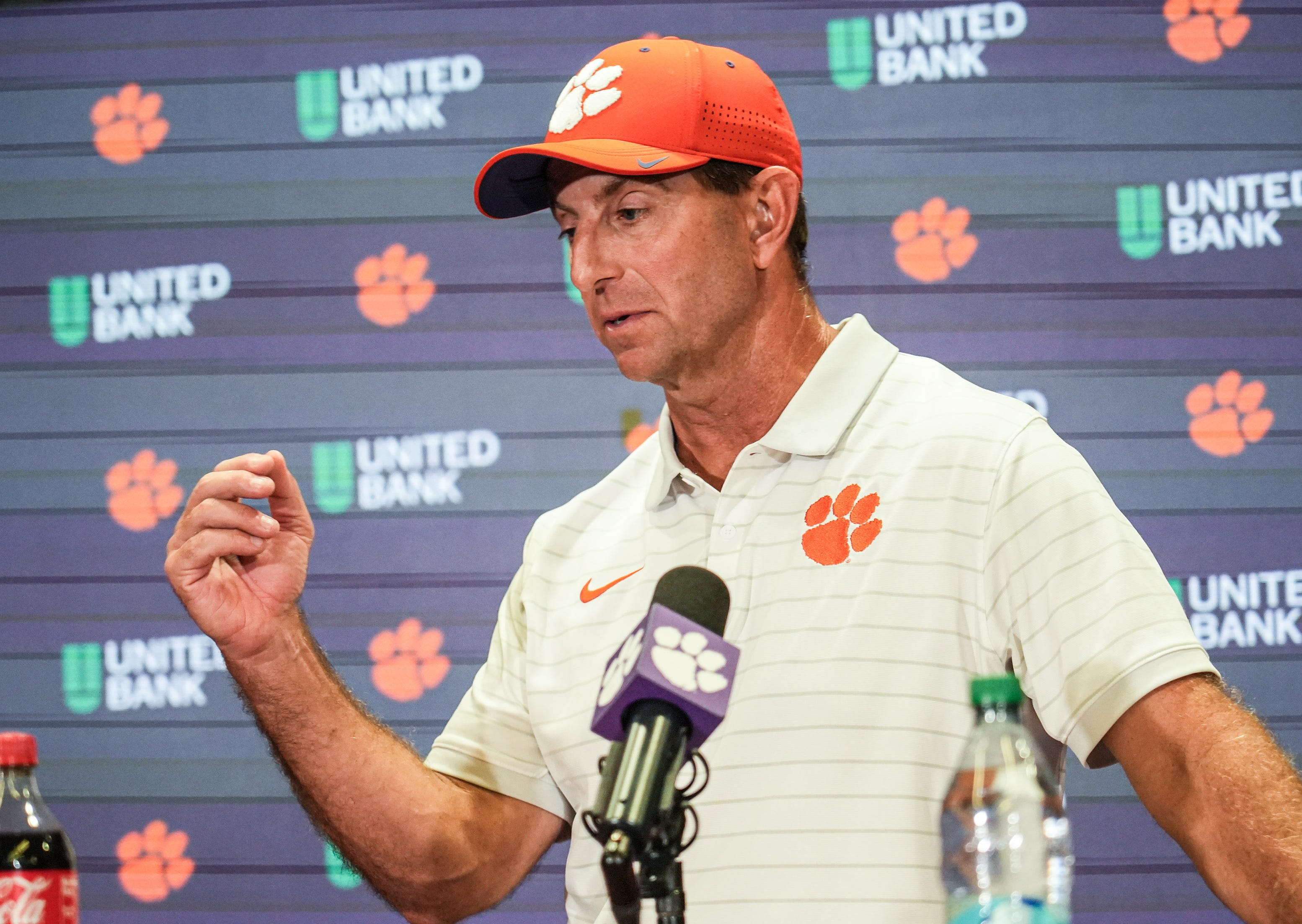 Week 4 updates: Coaches' top 25.