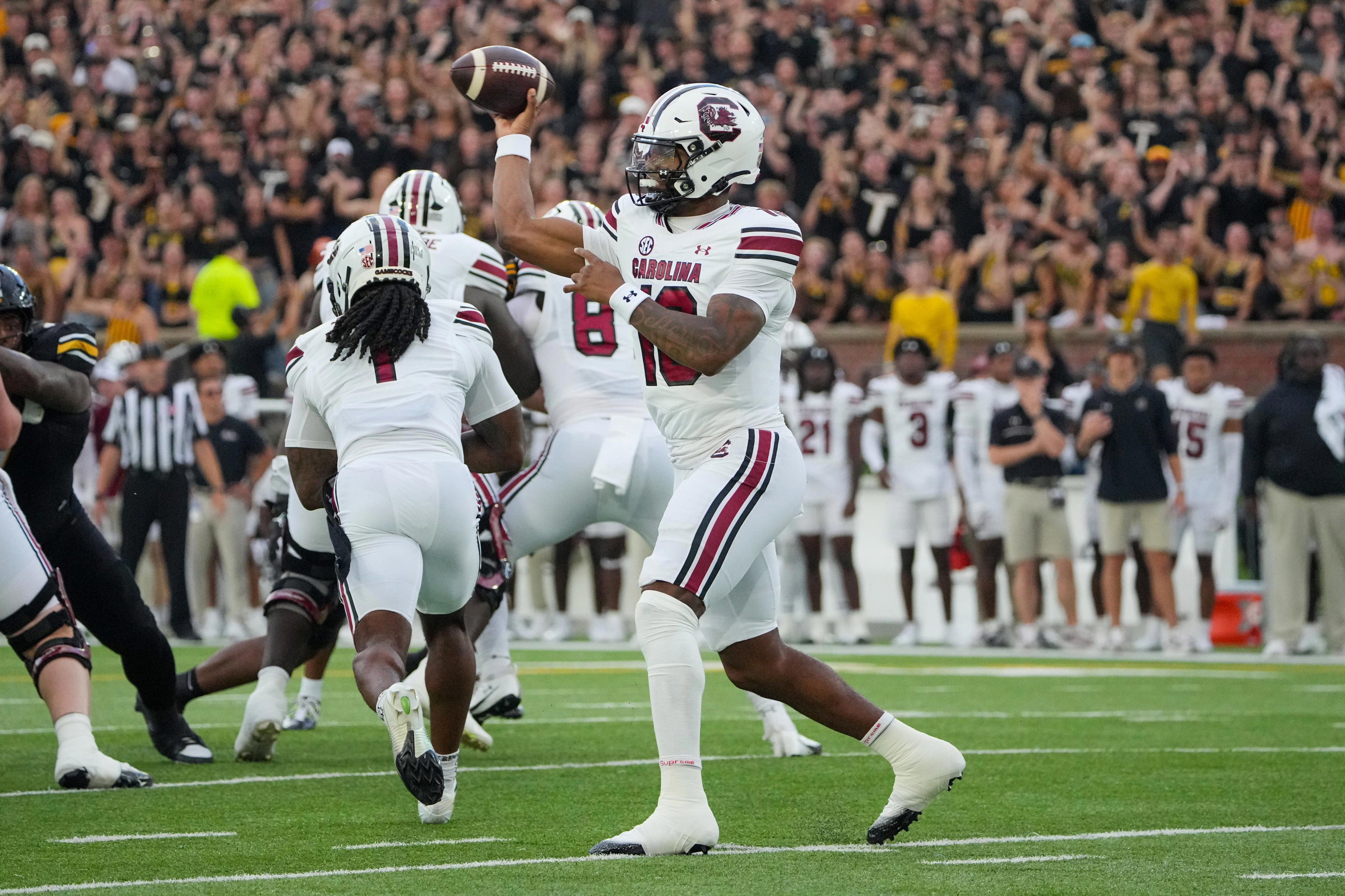 Will South Carolina rush for more than -9 yards, rebound vs Kentucky ...