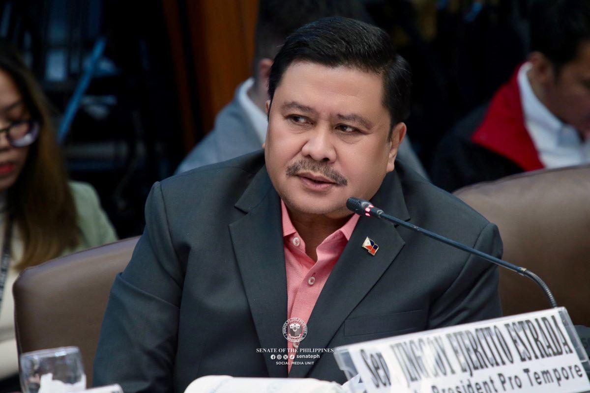 Jinggoy Estrada to sue Brice Hernandez over kickback allegations