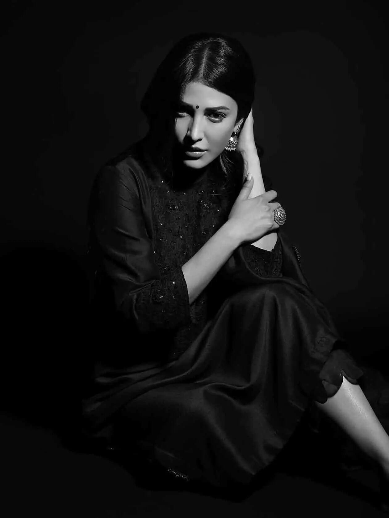 lisa ann black dress Shruti Haasan in Black Chikankari Saree  Sawan Gandhi Online Store