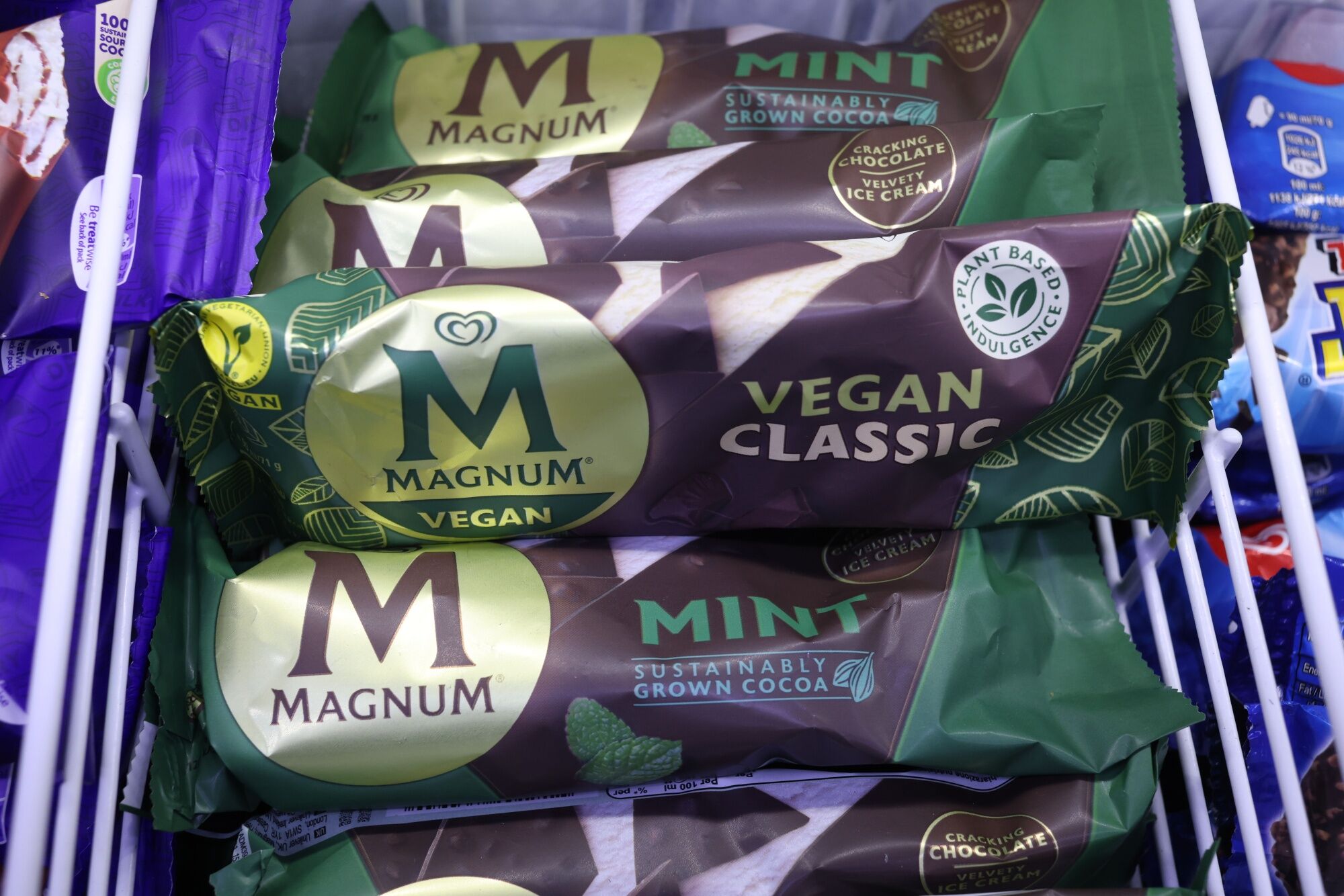 Magnum Touts Sales Growth, Cost Cuts After Unilever Spinoff