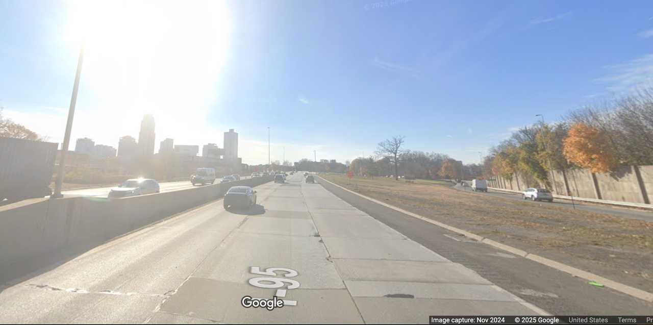 Truck Driver Killed In Fiery Crash On I 95 In Westchester